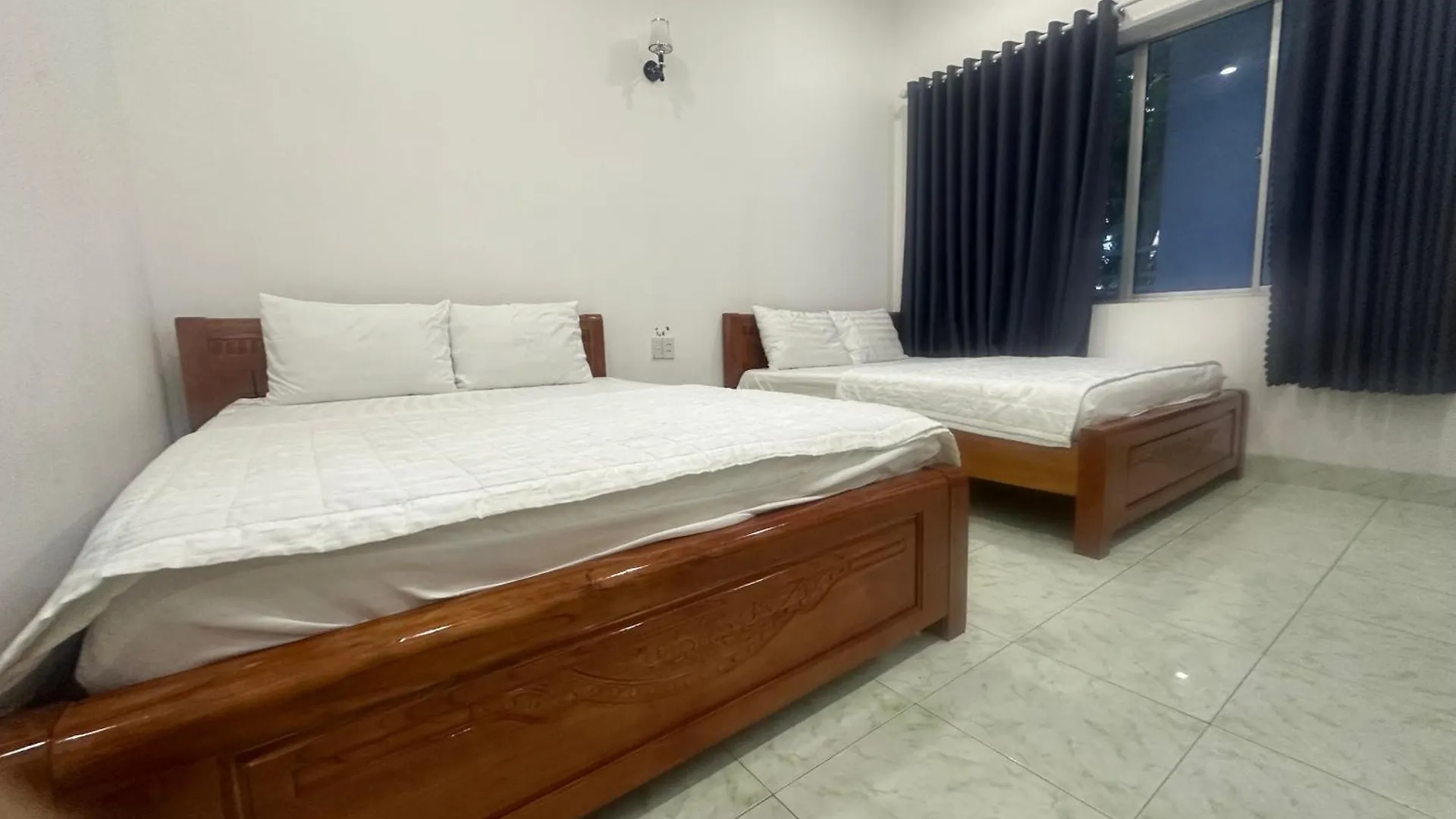 New Hotel فونج تاو