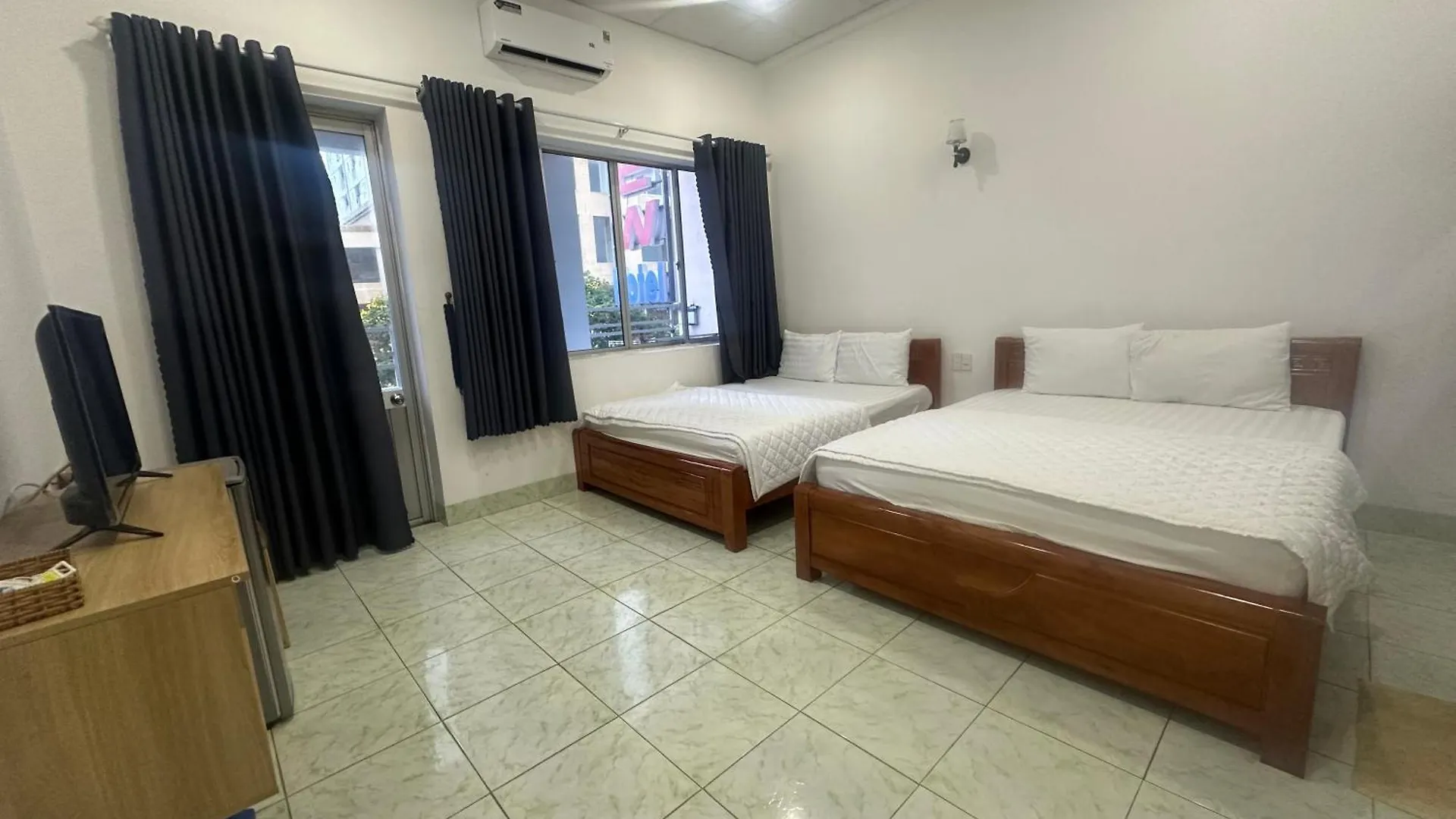 New Hotel فونج تاو